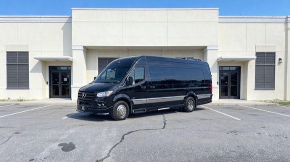 15 passenger sprinter van san antonio