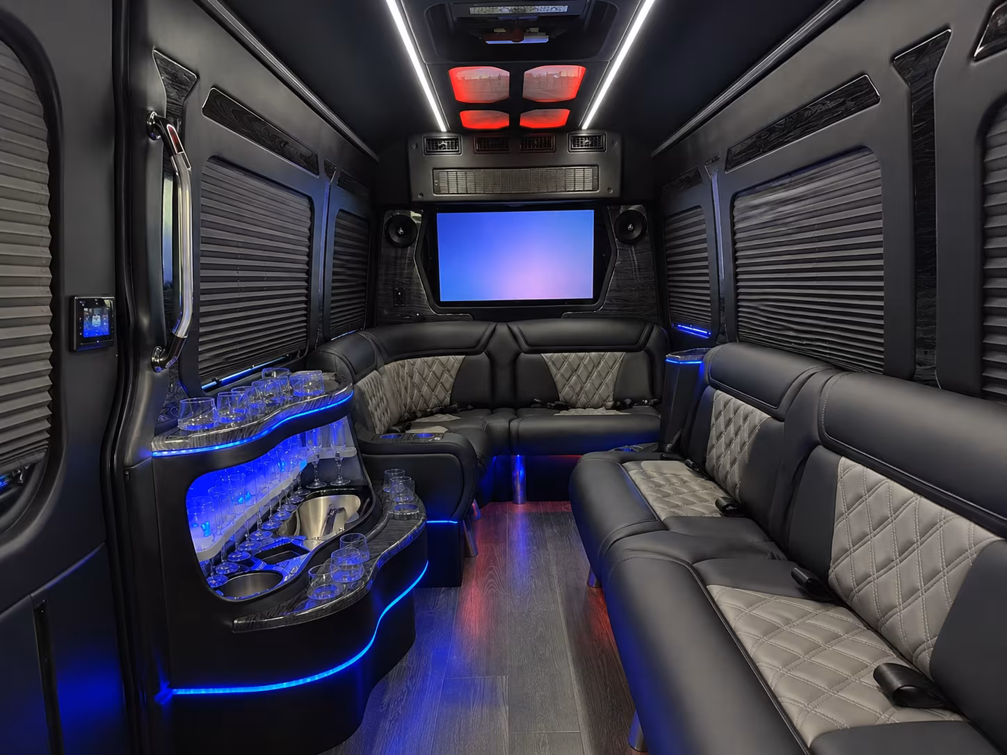 alamodome and arena sprinter van service in san antonio