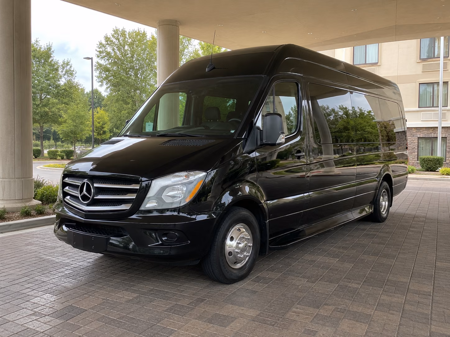 find the perfect transportation for your next corporate event 3