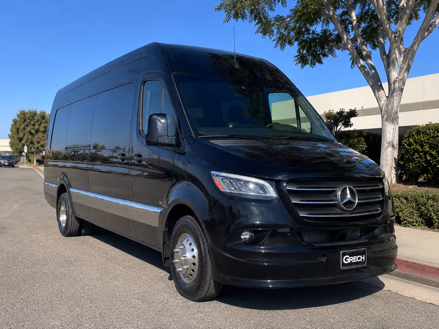 find the perfect transportation for your next wedding 3